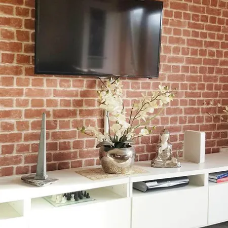 Appartement 2 Bedroom Riverside Flat In *